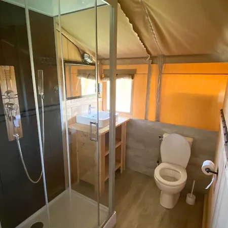 ラグジュアリーテント Paradies Camp *